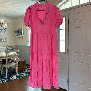 Love bright pink maxi. Crown and Ivy. Gently washed and line dried. Size M